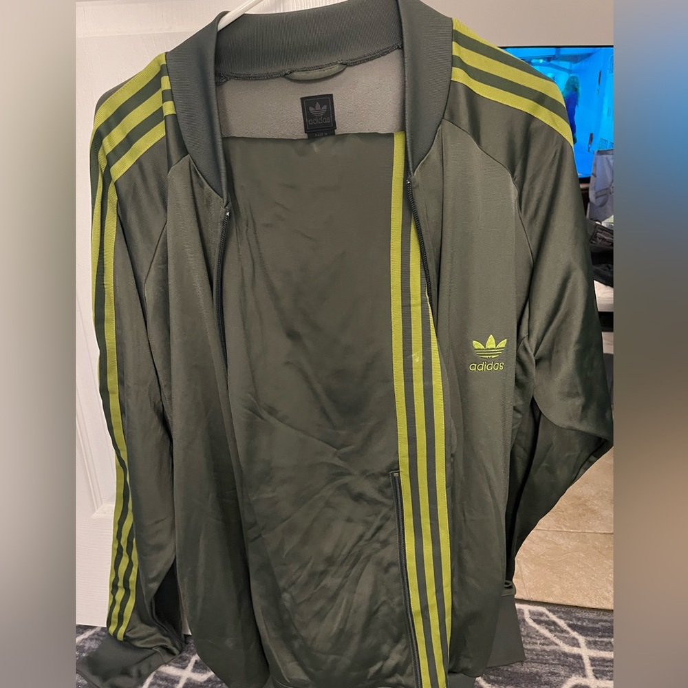 Old-school Adidas jogging suit